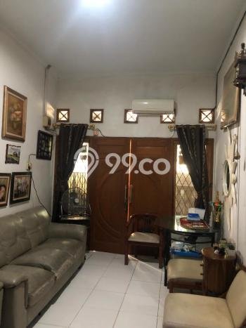 Rumah Modern 4 KT di Rawamangun Jakarta Timur Semi Furnished Rumah Modern 4 KT di Rawamangun Jakarta Timur Semi Furnished