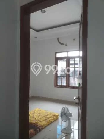 Disewakan Hunian Konsep Modern di Cempaka Putih Jakarta Pusat dengan 6 KT Disewakan Hunian Konsep Modern di Cempaka Putih Jakarta Pusat dengan 6 KT