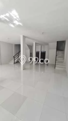 Ruko Disewakan di Kawasan Ramai Jagakarsa, Jakarta Selatan Ruko Disewakan di Kawasan Ramai Jagakarsa, Jakarta Selatan