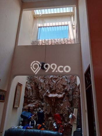 Rumah di Rawamangun, Akses ke Tol, 4 KM, LT 135m² Bangunan 200m² Rumah di Rawamangun, Akses ke Tol, 4 KM, LT 135m² Bangunan 200m²