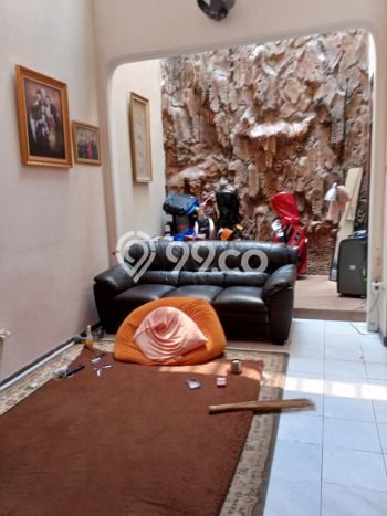 Rumah di Rawamangun, Akses ke Tol, 4 KM, LT 135m² Bangunan 200m² Rumah di Rawamangun, Akses ke Tol, 4 KM, LT 135m² Bangunan 200m²