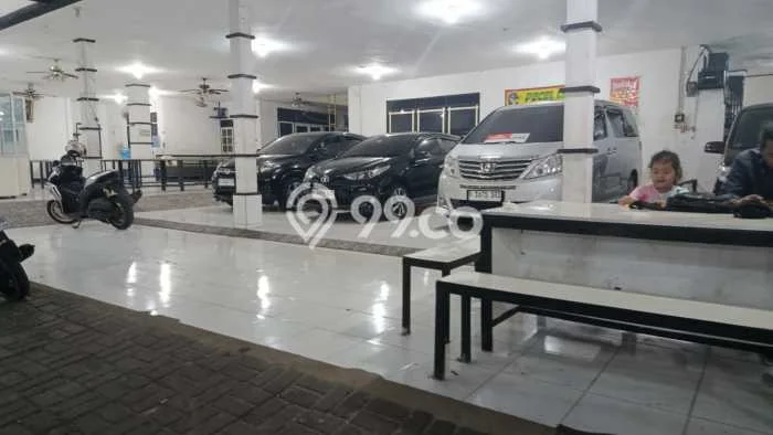 Unit Komersial Disewakan di Cipinang di Area Ramai & Strategis Unit Komersial Disewakan di Cipinang di Area Ramai & Strategis