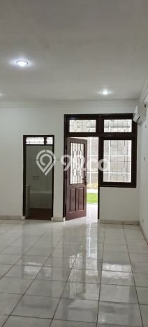 Disewakan Rumah Konsep Minimalis di Duren Sawit Jakarta Timur dengan 5 KT Disewakan Rumah Konsep Minimalis di Duren Sawit Jakarta Timur dengan 5 KT