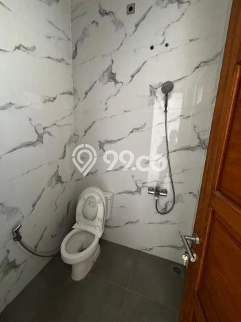 Rumah Disewakan Jakarta Timur LT 88m2 LB 250m2 Area Kayu Putih Rumah Disewakan Jakarta Timur LT 88m2 LB 250m2 Area Kayu Putih