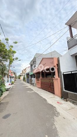 Lokasi terbaik! Rumah siap pakai disewakan di Duren Sawit LB 160m2 Lokasi terbaik! Rumah siap pakai disewakan di Duren Sawit LB 160m2