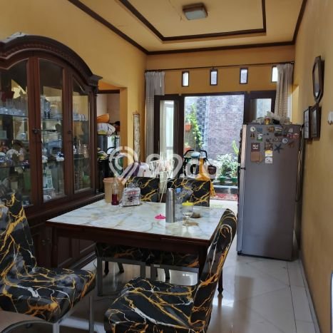 Dijual Rumah Luas Elegan Dengan View Cantik di Kayu Putih, Jakarta Timur Dijual Rumah Luas Elegan Dengan View Cantik di Kayu Putih, Jakarta Timur