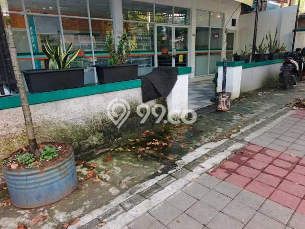 Ruko untuk Disewa di Pusat Jakarta Timur Luas Bangunan 88m2 Ruko untuk Disewa di Pusat Jakarta Timur Luas Bangunan 88m2