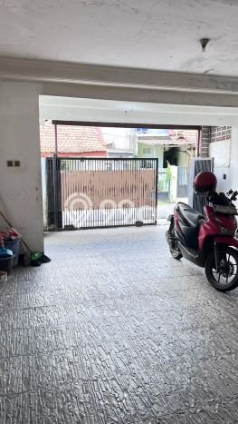 Jarang Ada! Rumah Sewa 4 Kamar Nyaman Siap Huni Utan Kayu Jarang Ada! Rumah Sewa 4 Kamar Nyaman Siap Huni Utan Kayu