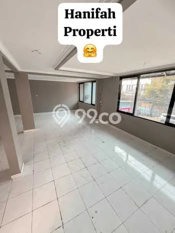 Dijual Komersial Kawasan Gambir, Luas 324m², Lokasi Strategis Dijual Komersial Kawasan Gambir, Luas 324m², Lokasi Strategis