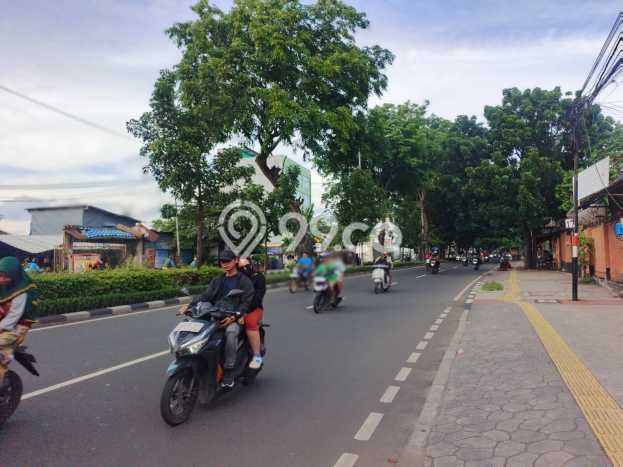 Unit Gudang disewakan di Jatinegara Jakarta Timur dengan LT 914m2 / LB 900m2 Unit Gudang disewakan di Jatinegara Jakarta Timur dengan LT 914m2 / LB 900m2