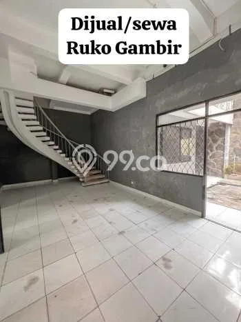Dijual Komersial Kawasan Gambir, Luas 324m², Lokasi Strategis Dijual Komersial Kawasan Gambir, Luas 324m², Lokasi Strategis
