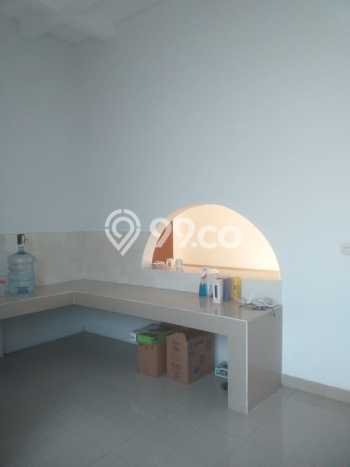 Disewakan Hunian Konsep Modern di Cempaka Putih Jakarta Pusat dengan 6 KT Disewakan Hunian Konsep Modern di Cempaka Putih Jakarta Pusat dengan 6 KT