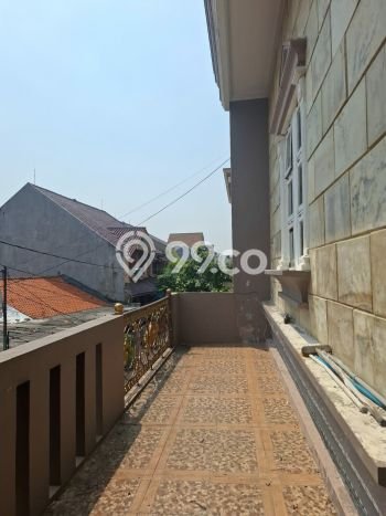 Sewa Rumah Harga Terjangkau di Rawamangun Jakarta Timur Punya 5 Kamar Tidur Sewa Rumah Harga Terjangkau di Rawamangun Jakarta Timur Punya 5 Kamar Tidur