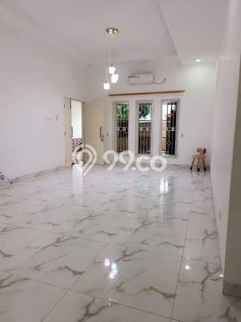 Disewakan! Rumah 3 Kamar Tidur &
3 Kamar Mandi di Kayu Putih, Jakarta Timur Disewakan! Rumah 3 Kamar Tidur &
3 Kamar Mandi di Kayu Putih, Jakarta Timur