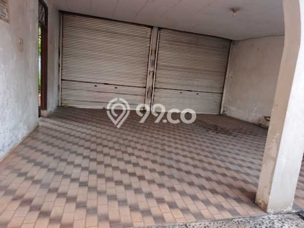 Disewakan! Rumah 5 Kamar Tidur &
4 Kamar Mandi di Kayu Putih, Jakarta Timur Disewakan! Rumah 5 Kamar Tidur &
4 Kamar Mandi di Kayu Putih, Jakarta Timur