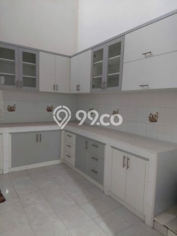 Rumah Kontrakan Jakarta Timur LT 150m2 LB 280m2 Area Rawamangun Rumah Kontrakan Jakarta Timur LT 150m2 LB 280m2 Area Rawamangun