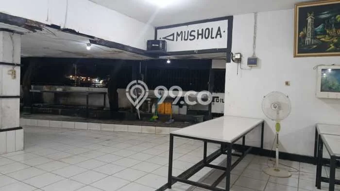 Unit Komersial Disewakan di Cipinang di Area Ramai & Strategis Unit Komersial Disewakan di Cipinang di Area Ramai & Strategis