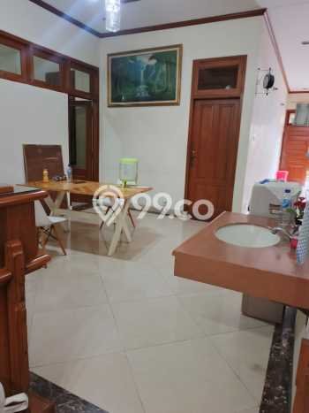 Rumah Disewakan Jakarta Timur LT 200m2 LB 200m2 Area Kayu Putih Rumah Disewakan Jakarta Timur LT 200m2 LB 200m2 Area Kayu Putih