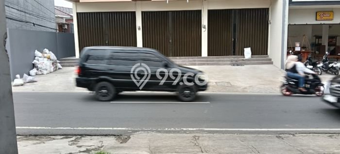 Ruko bagus disewakan di Jagakarsa Jakarta Selatan dengan LB 170m2 harga sewa terbaik Ruko bagus disewakan di Jagakarsa Jakarta Selatan dengan LB 170m2 harga sewa terbaik