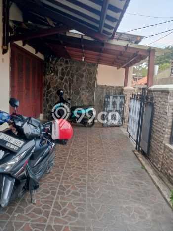 Rumah sewa siap pakai 4 Kamar Tidur di Rawamangun, Jakarta Timur Rumah sewa siap pakai 4 Kamar Tidur di Rawamangun, Jakarta Timur