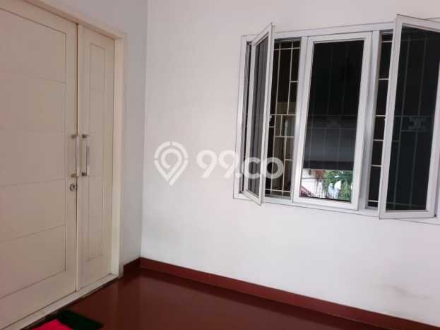 Disewakan! Rumah 3 Kamar Tidur &
3 Kamar Mandi di Kayu Putih, Jakarta Timur Disewakan! Rumah 3 Kamar Tidur &
3 Kamar Mandi di Kayu Putih, Jakarta Timur