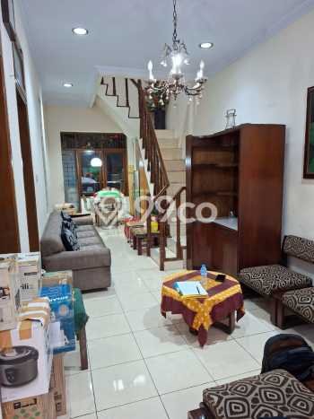 Disewakan! Rumah 3 Kamar Tidur &
3 Kamar Mandi di Rawamangun, Jakarta Timur Disewakan! Rumah 3 Kamar Tidur &
3 Kamar Mandi di Rawamangun, Jakarta Timur