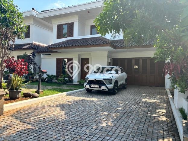 Hunian Mewah LB 350m2 Siap Pakai Desain Elegan di Pejaten, Jakarta Selatan Hunian Mewah LB 350m2 Siap Pakai Desain Elegan di Pejaten, Jakarta Selatan