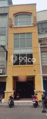Ruko Dijual di Jakarta Barat LT 68m2 & LB 160m2 Lokasi Terbaik! Ruko Dijual di Jakarta Barat LT 68m2 & LB 160m2 Lokasi Terbaik!