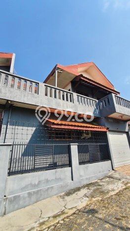 Rumah Strategis Modern Lb 140m2 di Blimbing, Malang Rumah Strategis Modern Lb 140m2 di Blimbing, Malang