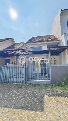 Rumah Modern Cantik 3 Kamar Bisa Langsung Pindah di Lowokwaru Rumah Modern Cantik 3 Kamar Bisa Langsung Pindah di Lowokwaru