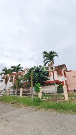Dijual Rumah Premium dengan Fasilitas Sekitar Komplit di Lowokwaru, Malang Dijual Rumah Premium dengan Fasilitas Sekitar Komplit di Lowokwaru, Malang