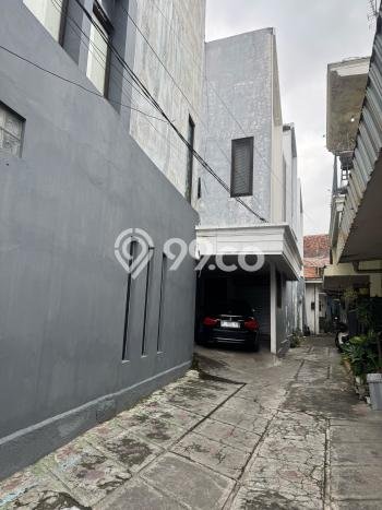 Jual Rumah Bagus Siap Huni LB 308m2 di Batu, Batu Jual Rumah Bagus Siap Huni LB 308m2 di Batu, Batu