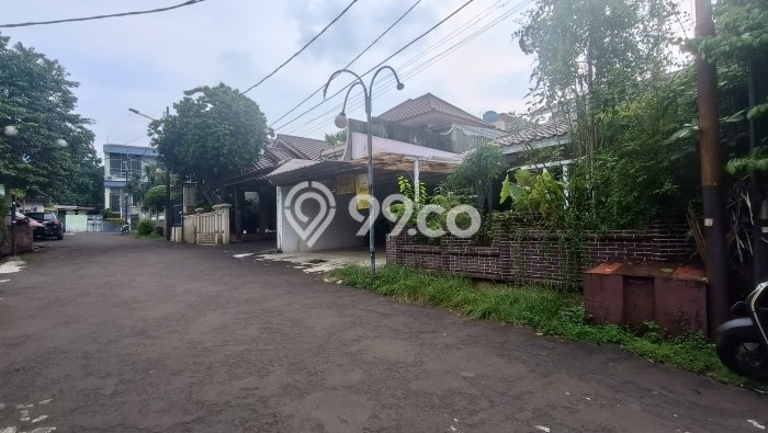 Ready to Use! Premium House LT 298m2 Desain Elegan di Kalibata Ready to Use! Premium House LT 298m2 Desain Elegan di Kalibata