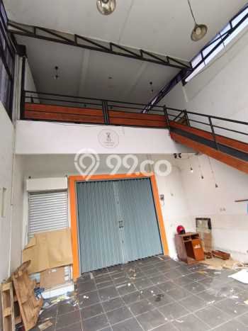 Komersial Dijual di Jakarta Selatan LT 144m2 & LB 288m2 Lokasi Terbaik! Komersial Dijual di Jakarta Selatan LT 144m2 & LB 288m2 Lokasi Terbaik!
