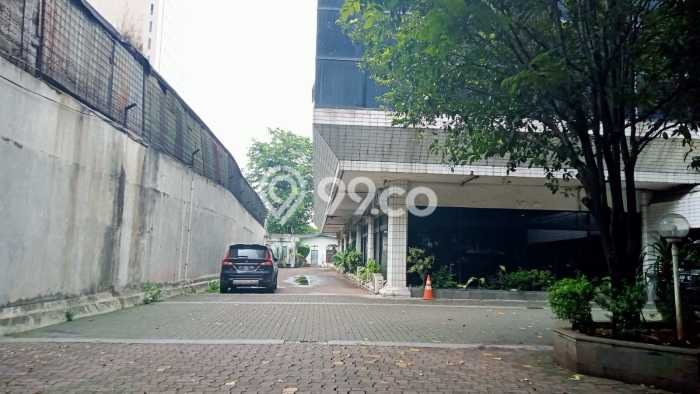 Kantor Dijual di Jakarta Selatan LT 3782m2 & LB 3782m2 Lokasi Terbaik! Kantor Dijual di Jakarta Selatan LT 3782m2 & LB 3782m2 Lokasi Terbaik!