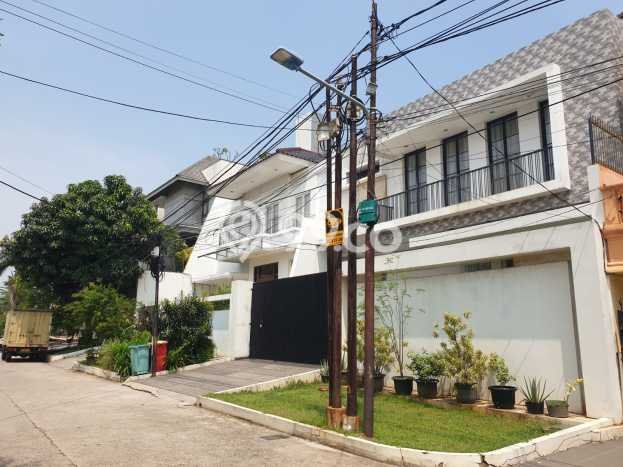 For Sale Rumah Elit Exclusive di Penjaringan, Jakarta Utara For Sale Rumah Elit Exclusive di Penjaringan, Jakarta Utara