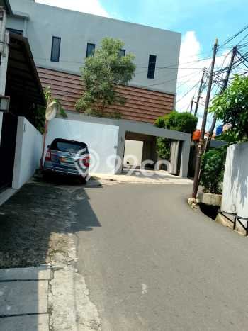 Best Deal Hunian Mewah Ideal dan Luas di Kebayoran Lama, Jakarta Selatan Best Deal Hunian Mewah Ideal dan Luas di Kebayoran Lama, Jakarta Selatan