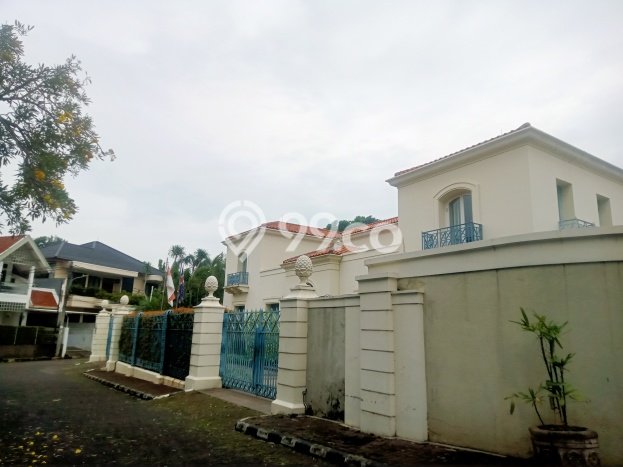 Hunian Super Mewah dengan Akses Paling Strategis di Lebak Bulus, Jakarta Selatan Hunian Super Mewah dengan Akses Paling Strategis di Lebak Bulus, Jakarta Selatan