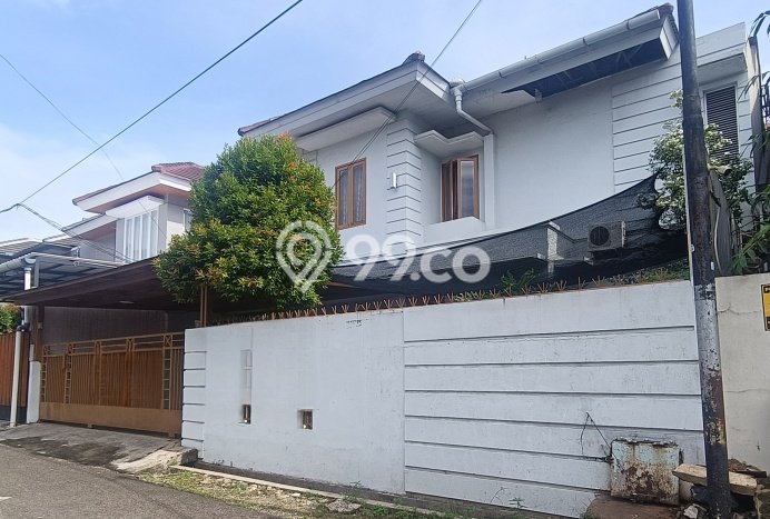 Dijual Rumah Luas Elegan Dengan View Cantik di Ciganjur, Jakarta Selatan Dijual Rumah Luas Elegan Dengan View Cantik di Ciganjur, Jakarta Selatan