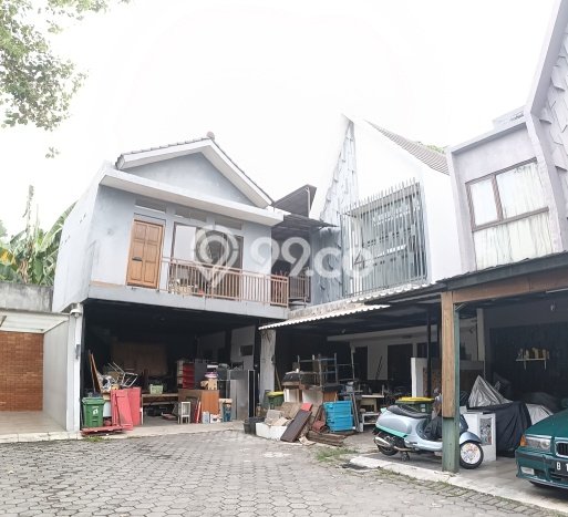Rumah Elit Modern Tanpa Renovasi di Pondok Labu Jakarta Selatan Rumah Elit Modern Tanpa Renovasi di Pondok Labu Jakarta Selatan