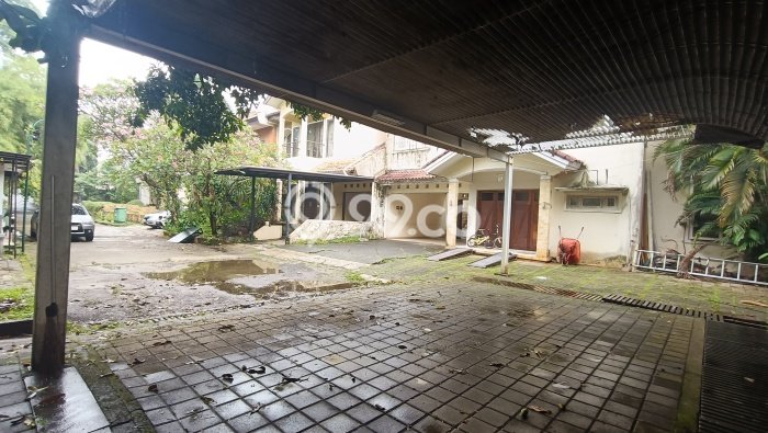 Rumah Luxury Modern Tanpa Renovasi di Lebak Bulus Jakarta Selatan Rumah Luxury Modern Tanpa Renovasi di Lebak Bulus Jakarta Selatan