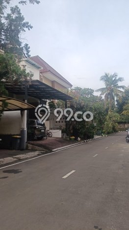Rumah Elit Modern Tanpa Renovasi di Lebak Bulus Jakarta Selatan Rumah Elit Modern Tanpa Renovasi di Lebak Bulus Jakarta Selatan
