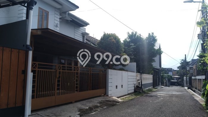Dijual Rumah Luas Elegan Dengan View Cantik di Ciganjur, Jakarta Selatan Dijual Rumah Luas Elegan Dengan View Cantik di Ciganjur, Jakarta Selatan