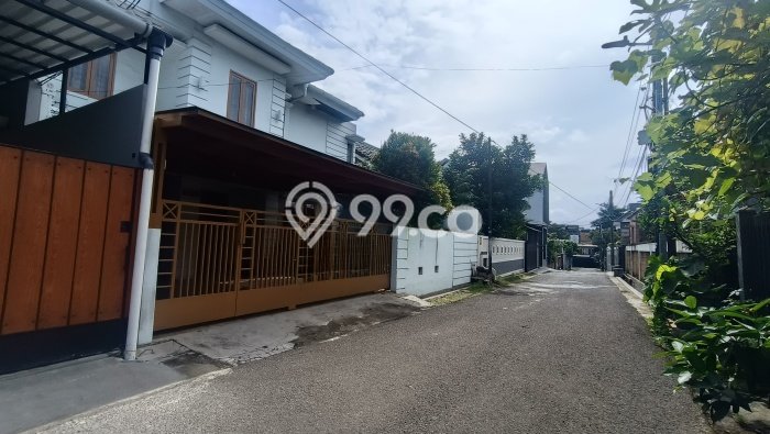 Dijual Rumah Luas Elegan Dengan View Cantik di Ciganjur, Jakarta Selatan Dijual Rumah Luas Elegan Dengan View Cantik di Ciganjur, Jakarta Selatan