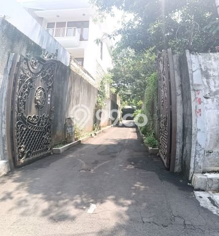 Hunian Mewah LB 1450m2 Siap Huni Desain Elegan di Ragunan, Jakarta Selatan Hunian Mewah LB 1450m2 Siap Huni Desain Elegan di Ragunan, Jakarta Selatan