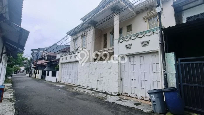 Dijual Hunian Mewah dengan Fasilitas Sekitar Komplit di Tebet, Jakarta Selatan Dijual Hunian Mewah dengan Fasilitas Sekitar Komplit di Tebet, Jakarta Selatan
