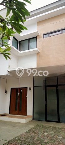 Dijual Rumah Strategis Bagus Punya 3 KT di Jagakarsa Jakarta Selatan SHM Dijual Rumah Strategis Bagus Punya 3 KT di Jagakarsa Jakarta Selatan SHM