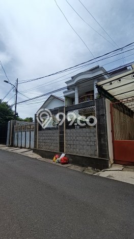 Jual Rumah Mewah Megah Dengan View Eksklusif di Lenteng Agung, Jakarta Selatan Jual Rumah Mewah Megah Dengan View Eksklusif di Lenteng Agung, Jakarta Selatan