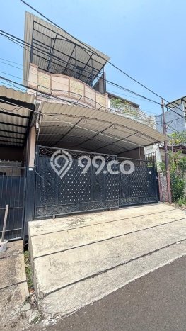 For Sale Rumah 3 Kamar Lokasi Strategis Nyaman dan Strategis di Kelapa Gading For Sale Rumah 3 Kamar Lokasi Strategis Nyaman dan Strategis di Kelapa Gading