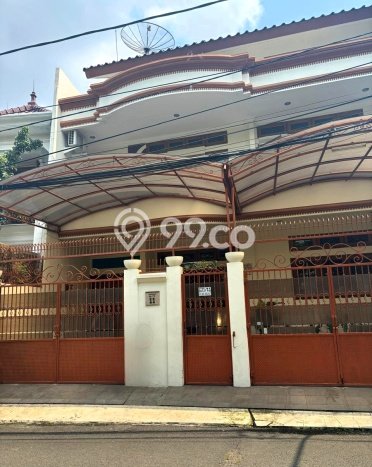 For Sale! Premium House LT 193m2 Desain Elegan di Kemanggisan For Sale! Premium House LT 193m2 Desain Elegan di Kemanggisan